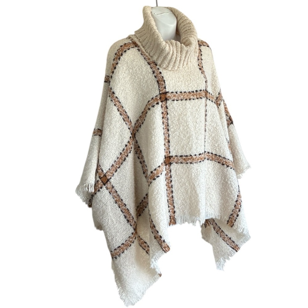 WORLD MARKET Poncho, Womens, one Size, Cozy cream Plaid, Cowl Neck. NWT